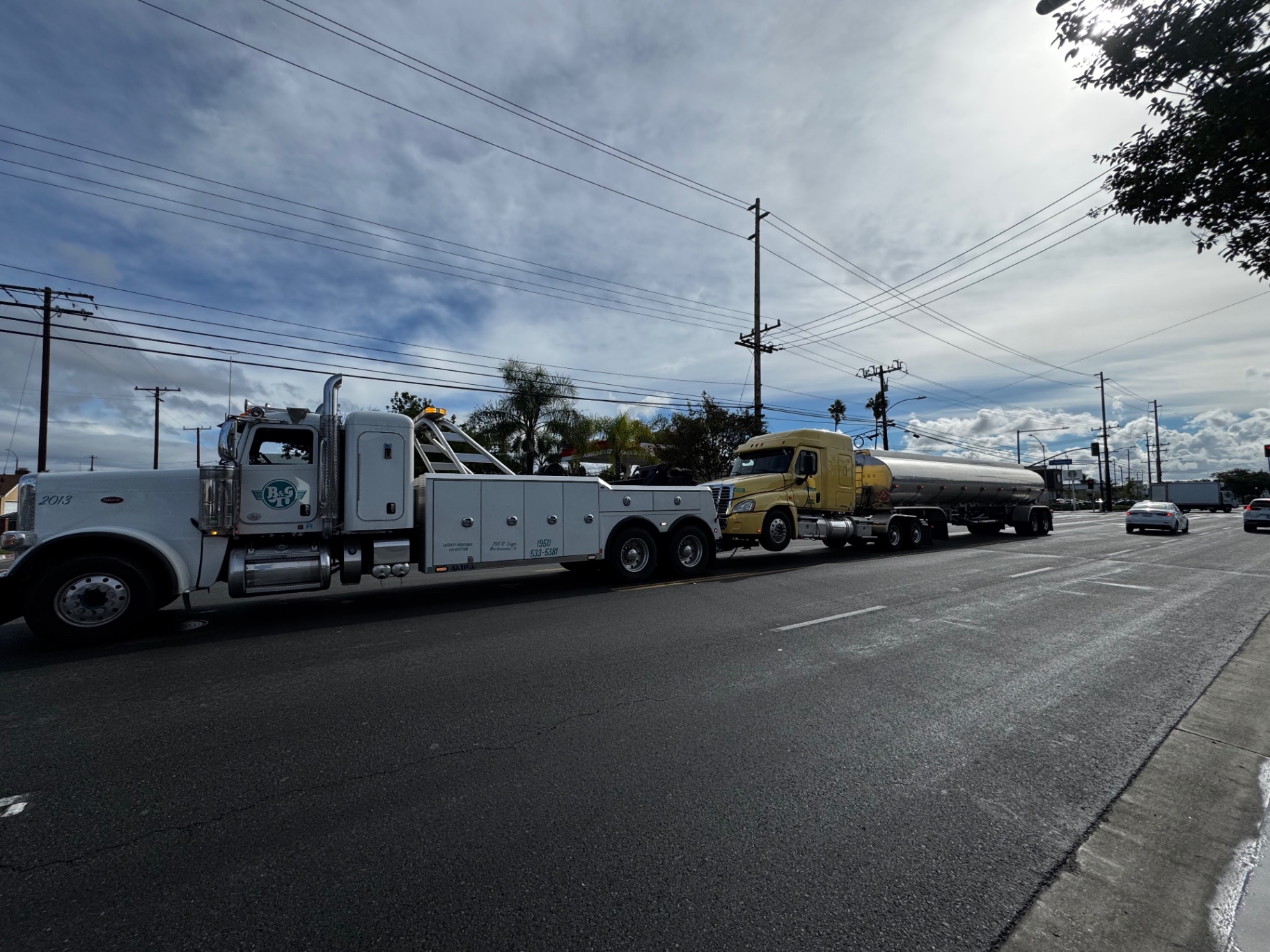 B&G Towing fleet in action