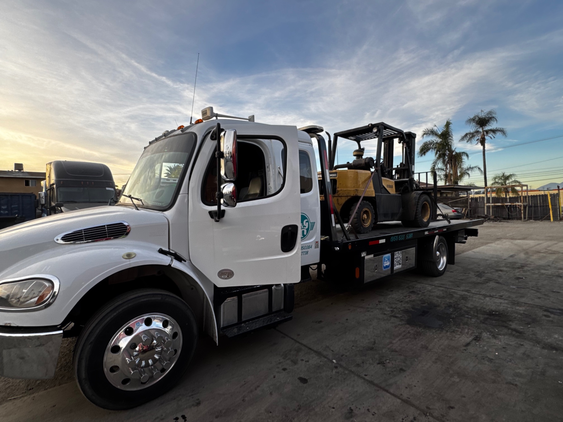 B&G Towing fleet in action